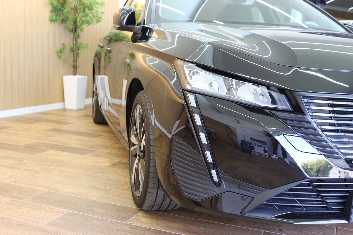 peugeot-308-sw-2023-hibrido-a-gasolina-1598cc