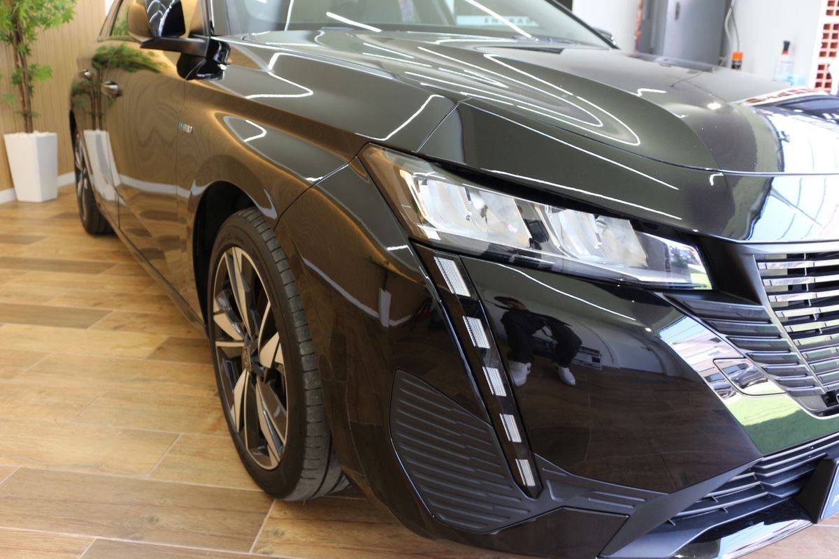 peugeot-308-sw-2023-hibrido-a-gasolina-1598cc