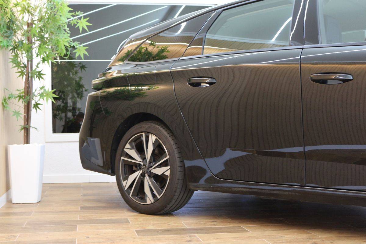 peugeot-308-sw-2023-hibrido-a-gasolina-1598cc