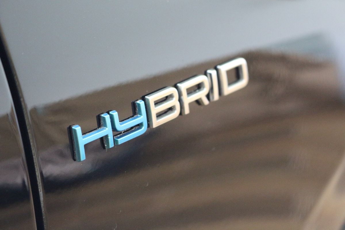 peugeot-308-sw-2023-hibrido-a-gasolina-1598cc