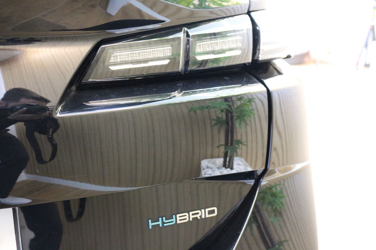 peugeot-308-sw-2023-hibrido-a-gasolina-1598cc