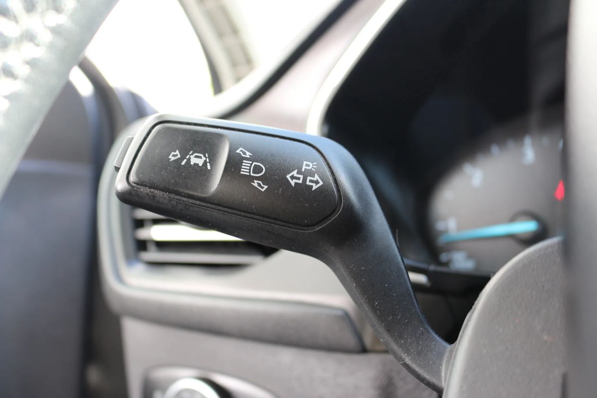 ford-focus-sw-2018-diesel-1499cc