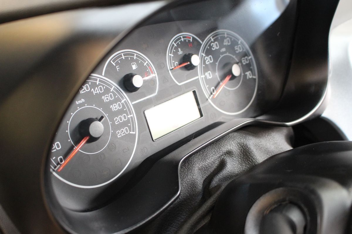 fiat-grande-punto-2010-gasolina-1242cc