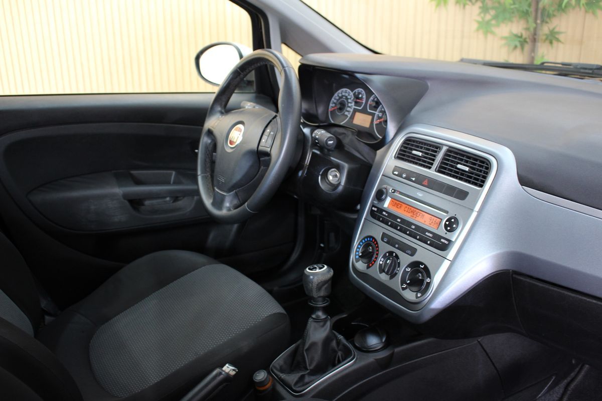 fiat-grande-punto-2010-gasolina-1242cc