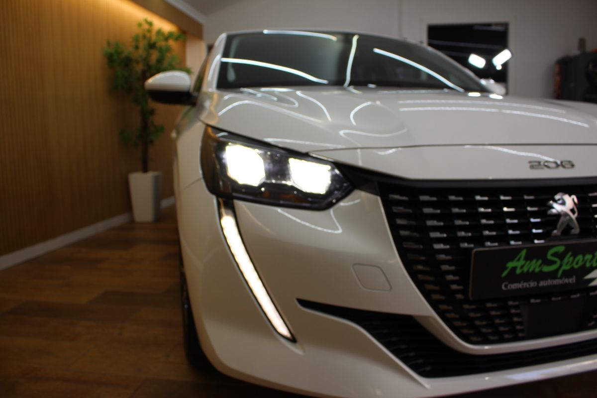 peugeot-208-2021-gasolina-1199cc