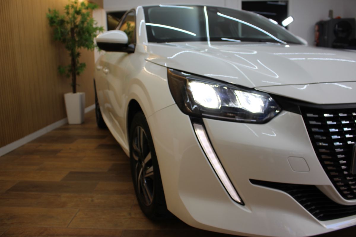 peugeot-208-2021-gasolina-1199cc
