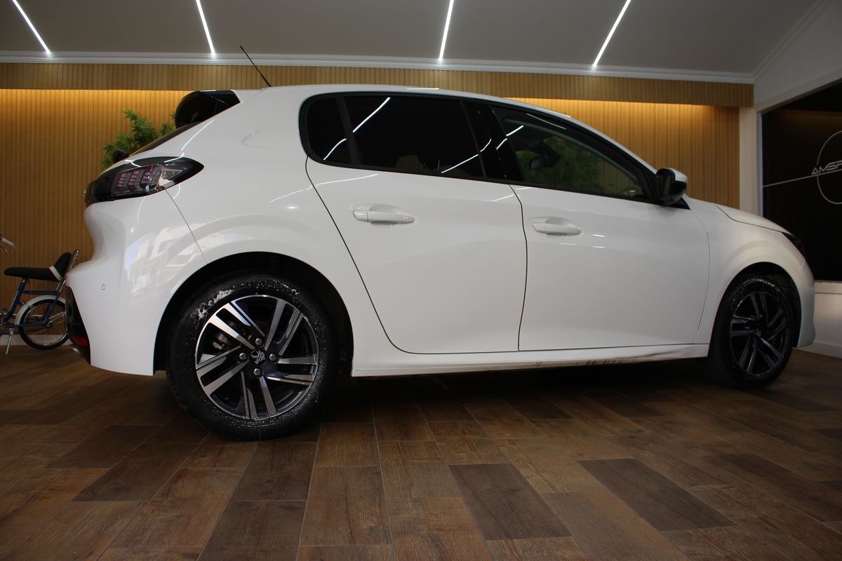 peugeot-208-2021-gasolina-1199cc