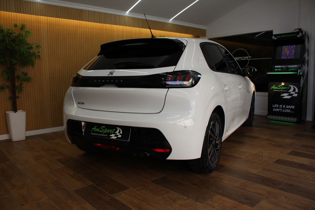 peugeot-208-2021-gasolina-1199cc