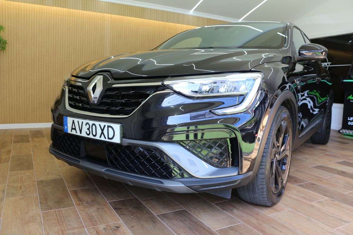 renault-arkana-2023-hibrido-a-gasolina-1332cc