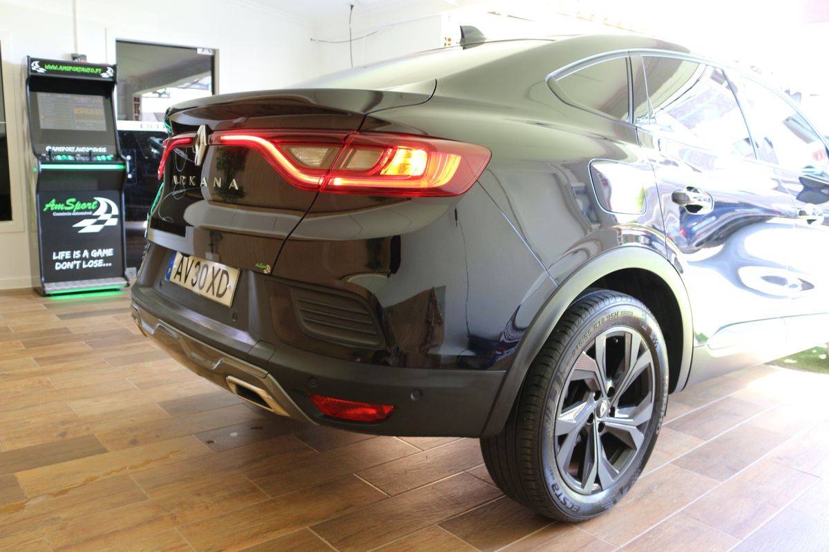 renault-arkana-2023-hibrido-a-gasolina-1332cc