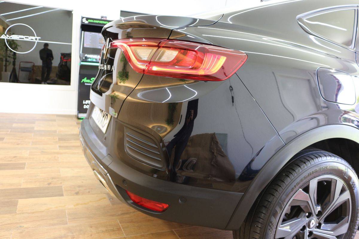 renault-arkana-2023-hibrido-a-gasolina-1332cc