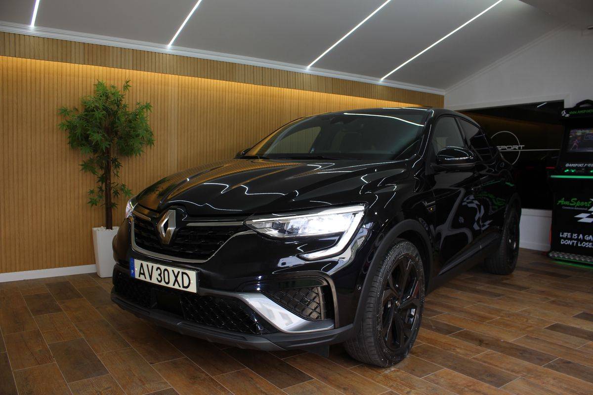 renault-arkana-2023-hibrido-a-gasolina-1332cc
