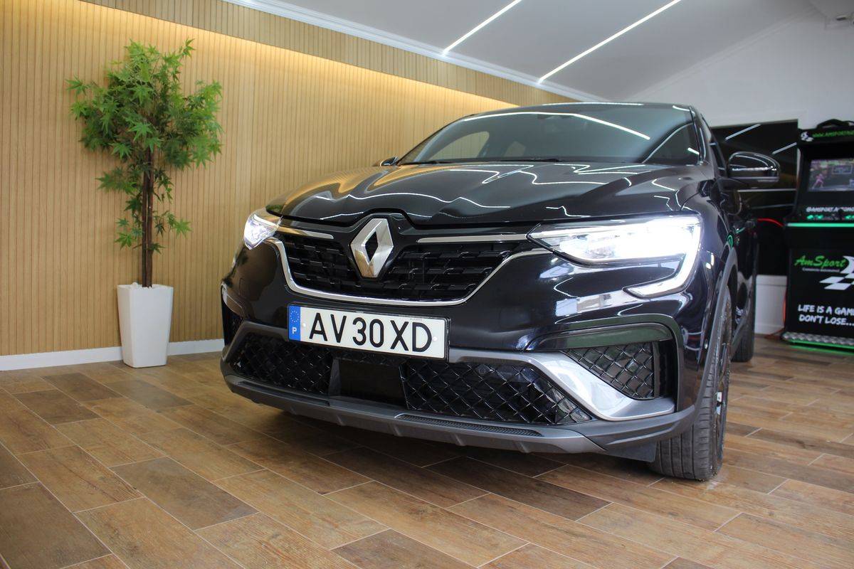 renault-arkana-2023-hibrido-a-gasolina-1332cc