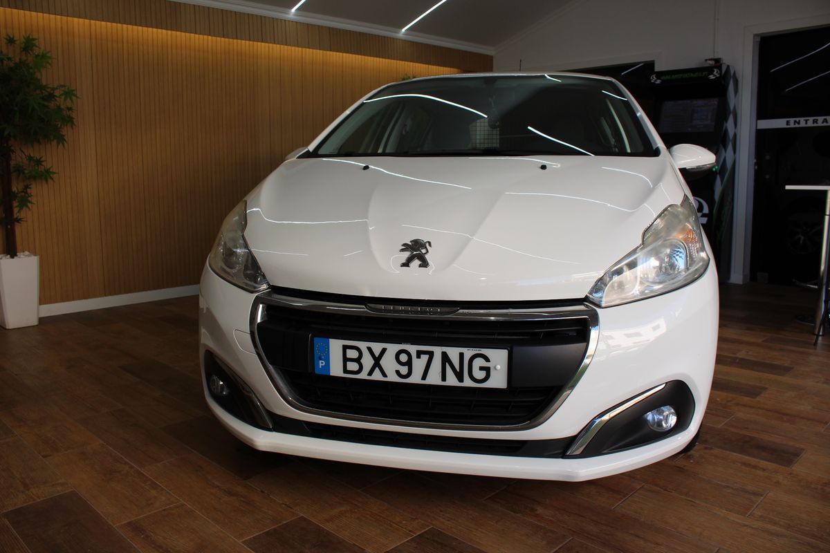 peugeot-208-2019-diesel-1500cc