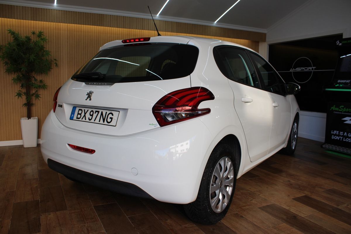 peugeot-208-2019-diesel-1500cc