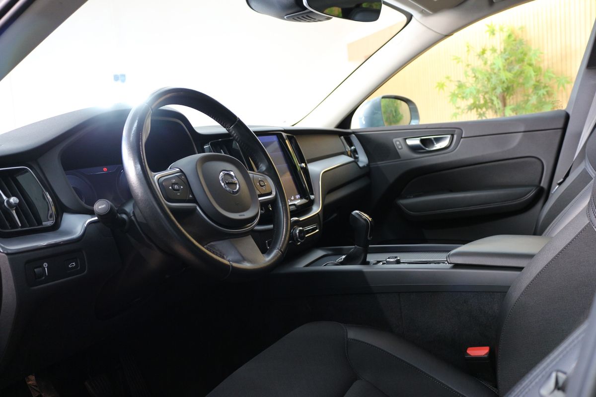 volvo-xc40-2020-diesel-1969cc