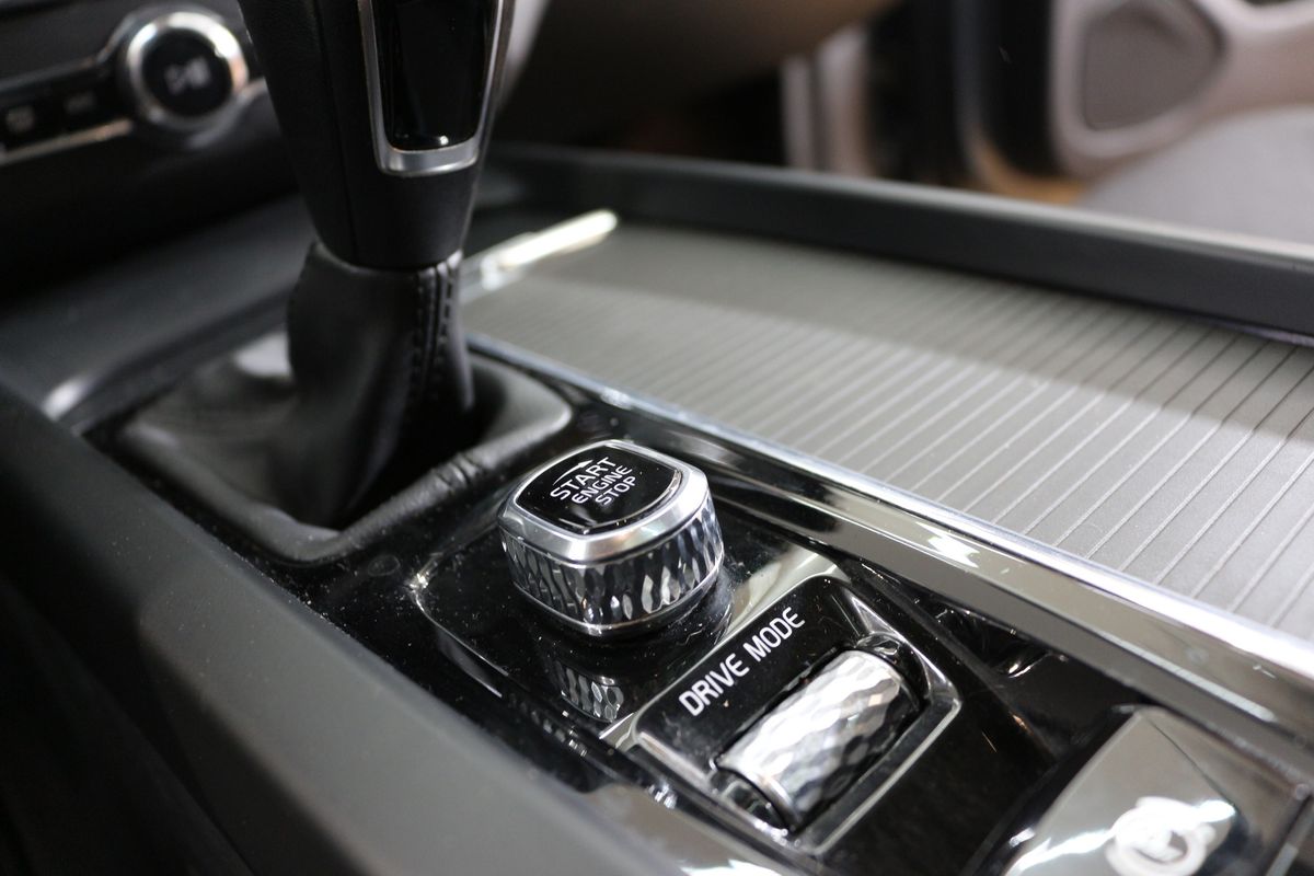 volvo-xc40-2020-diesel-1969cc