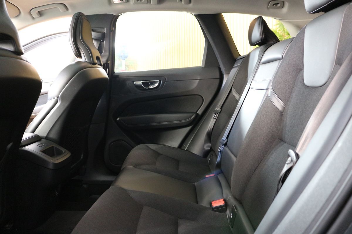 volvo-xc40-2020-diesel-1969cc