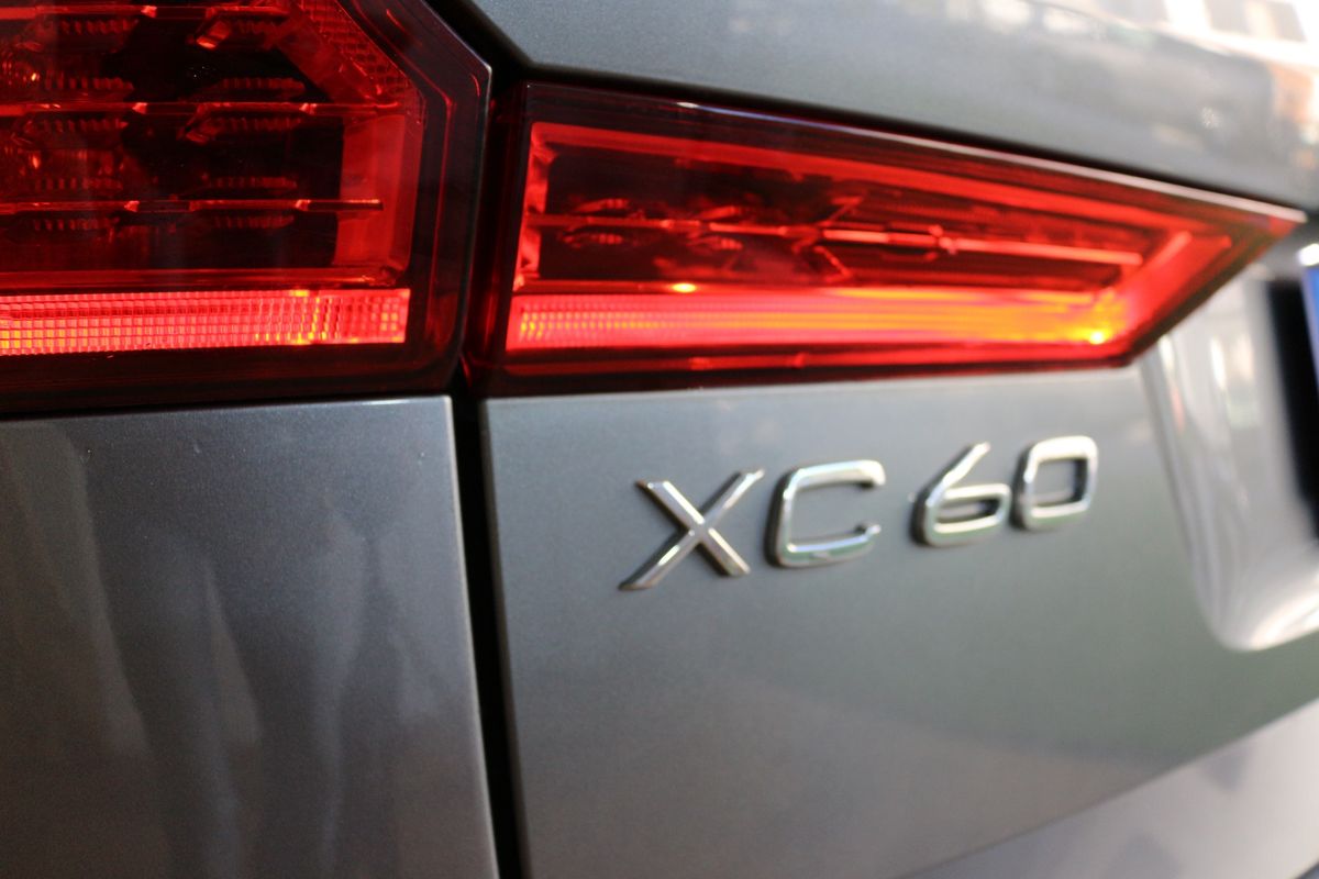 volvo-xc40-2020-diesel-1969cc