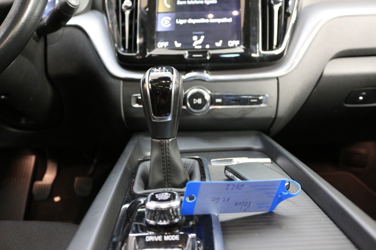 volvo-xc40-2020-diesel-1969cc