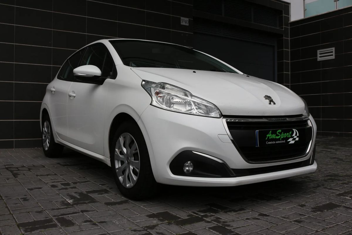 peugeot-208-2019-diesel-1461cc