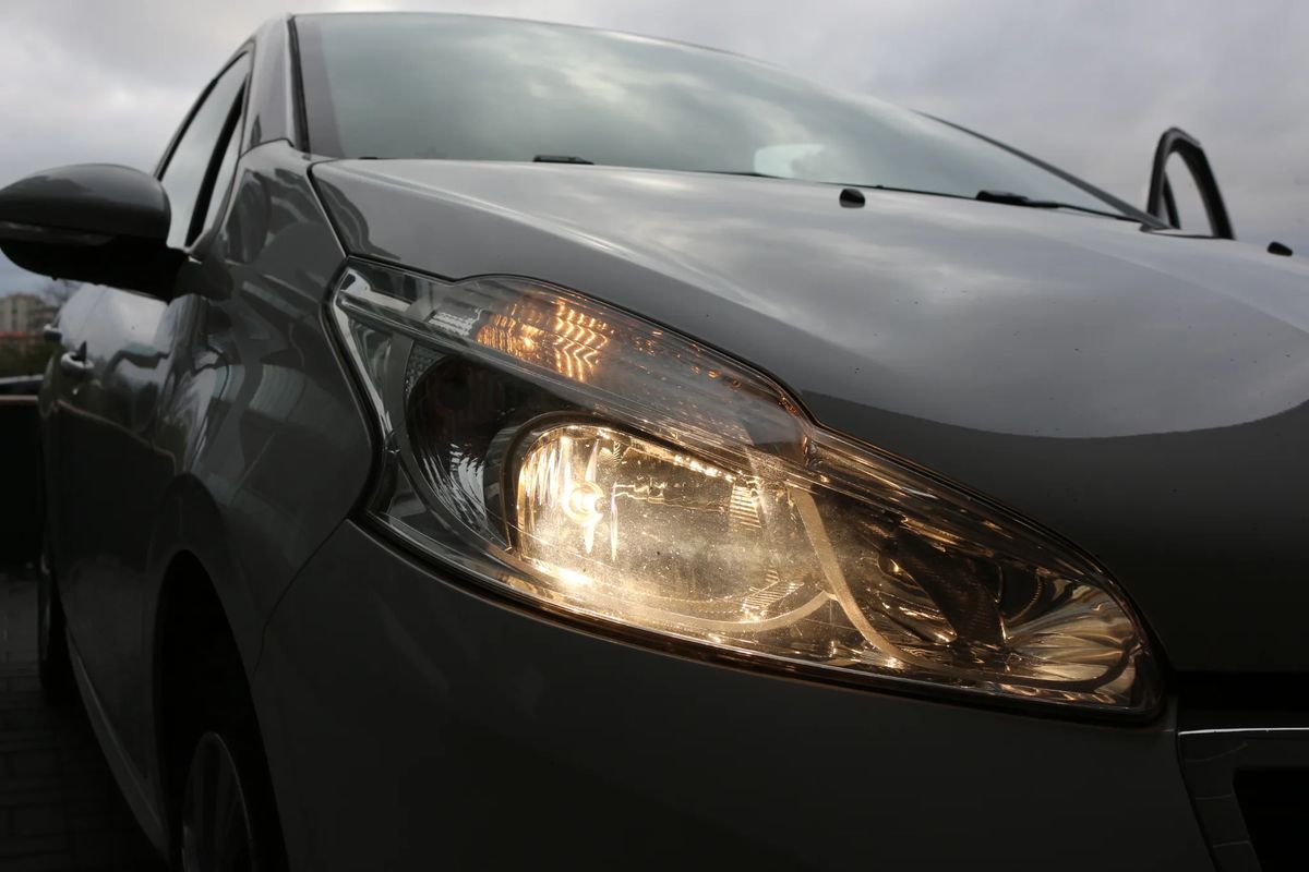 peugeot-208-2019-diesel-1461cc