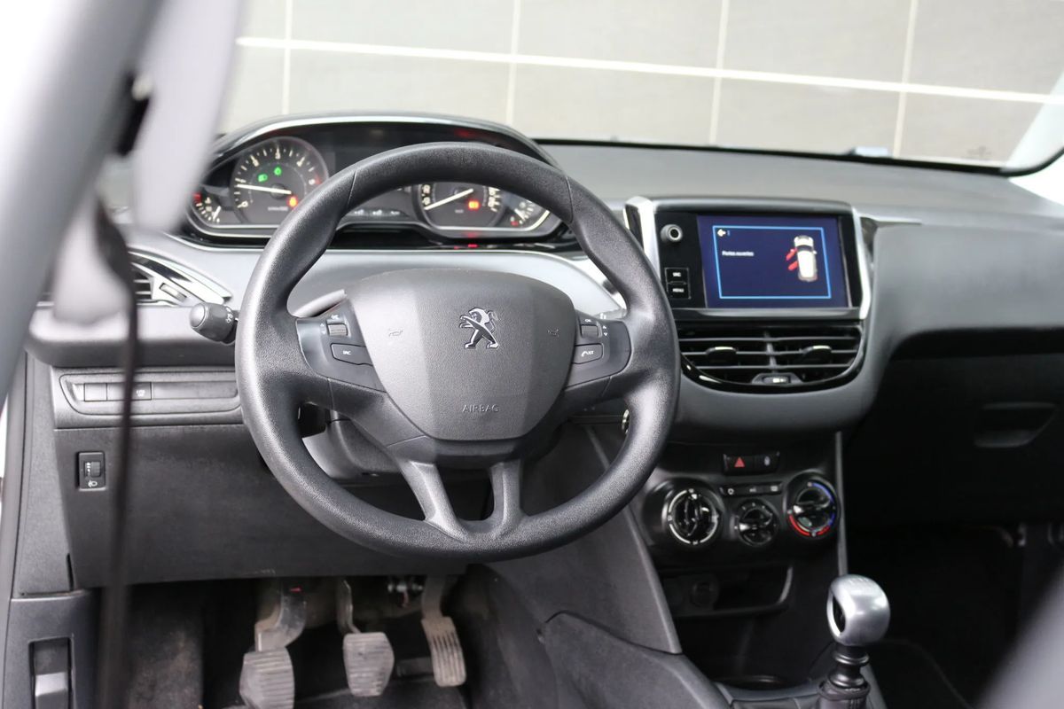 peugeot-208-2019-diesel-1461cc