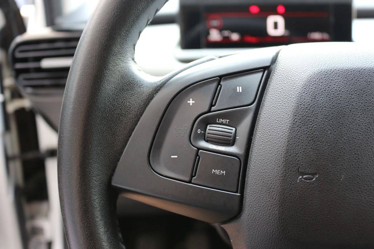 citroen-c4-cactus-2019-gasolina-1199cc