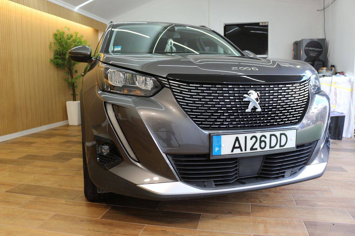 peugeot-2008-2021-diesel-1499cc