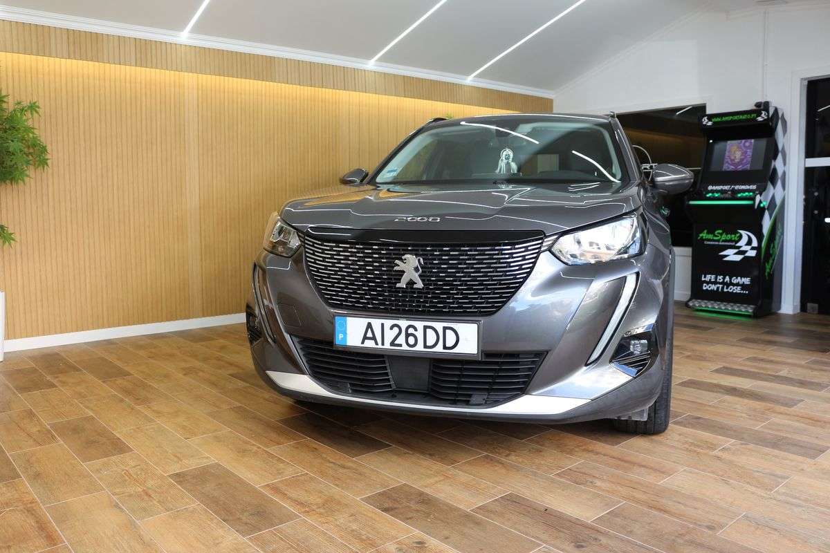 peugeot-2008-2021-diesel-1499cc