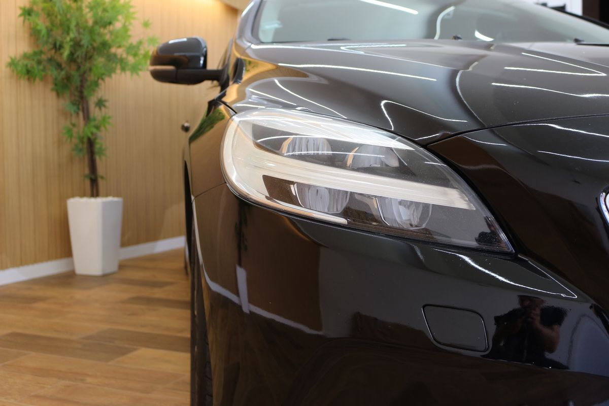 volvo-v40-2019-diesel-1969cc