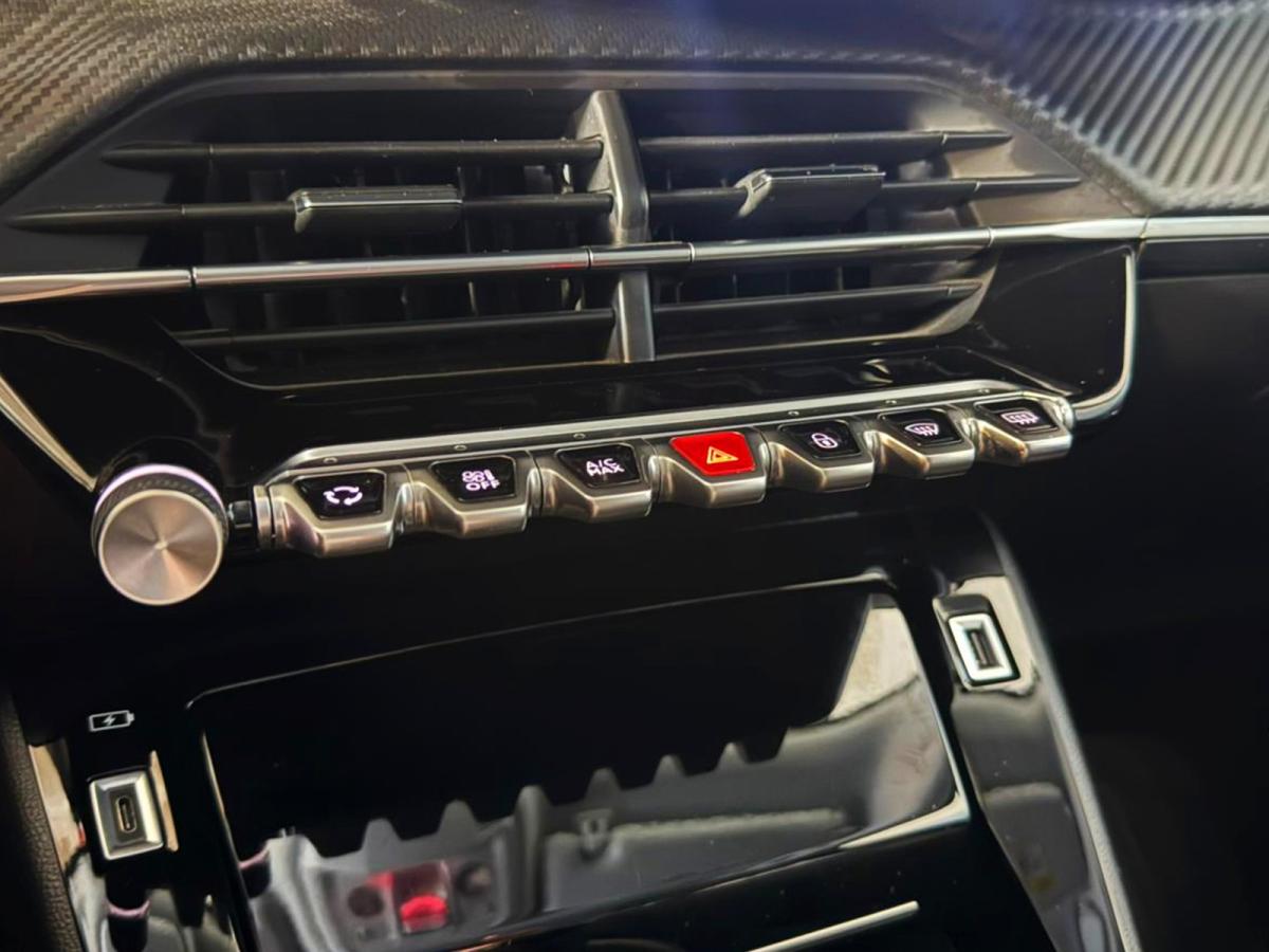 peugeot-2008-2022-gasolina-1199cc