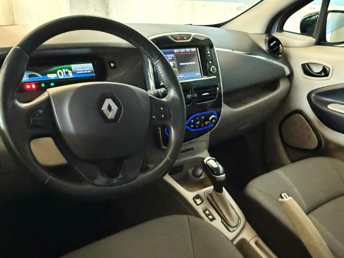 renault-zoe-2013-eletrico-0cc