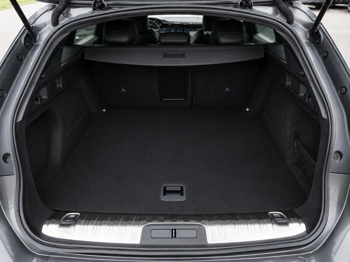 peugeot-508-sw-2022-hibrido-a-gasolina-1598cc