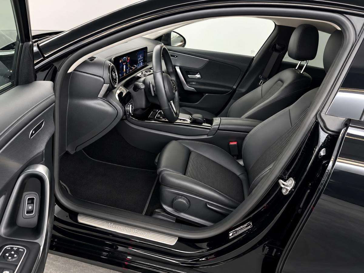 mercedes-benz-cla-2023-hibrido-a-gasolina-1332cc