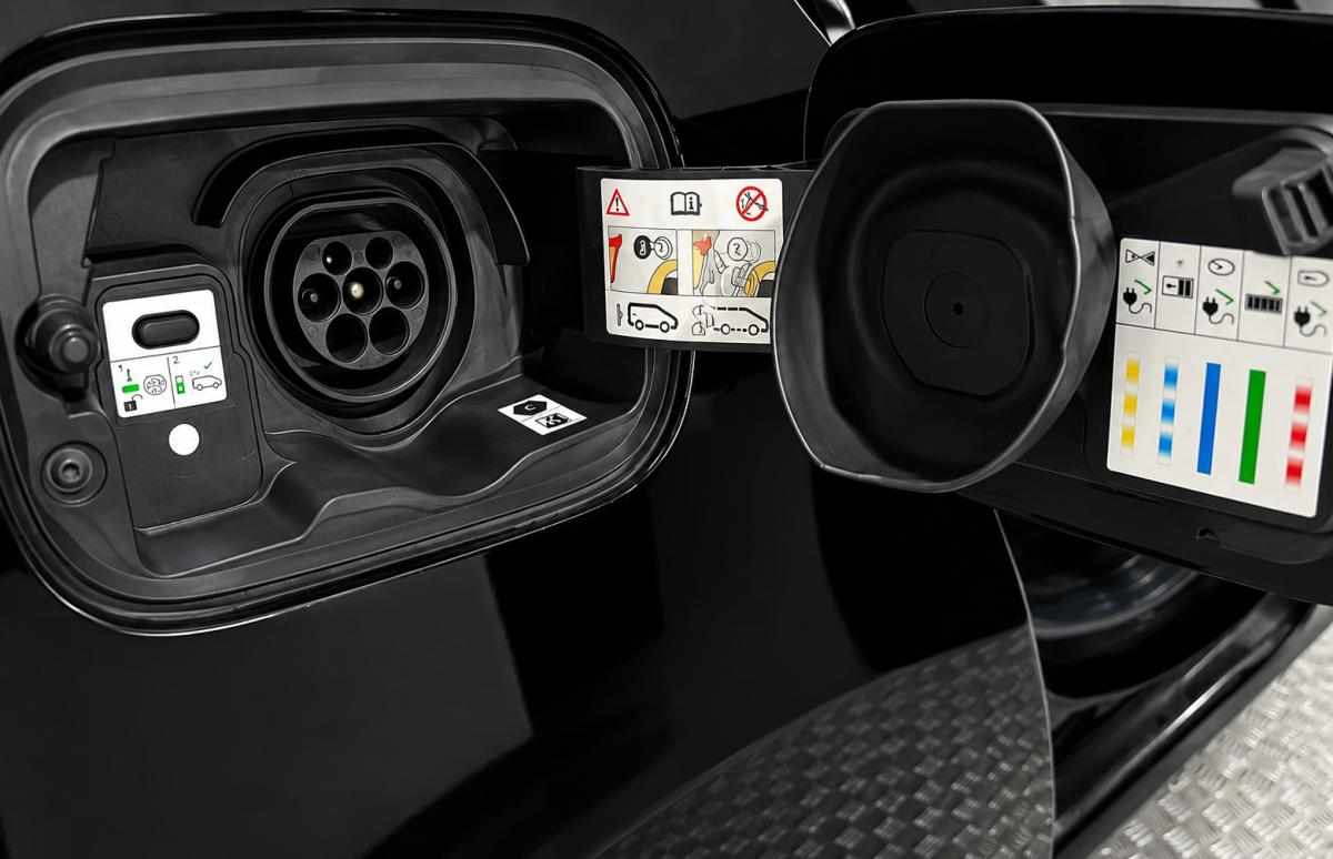 renault-megane-1-6-e-tech-phev-2021-gasolina-1598cc