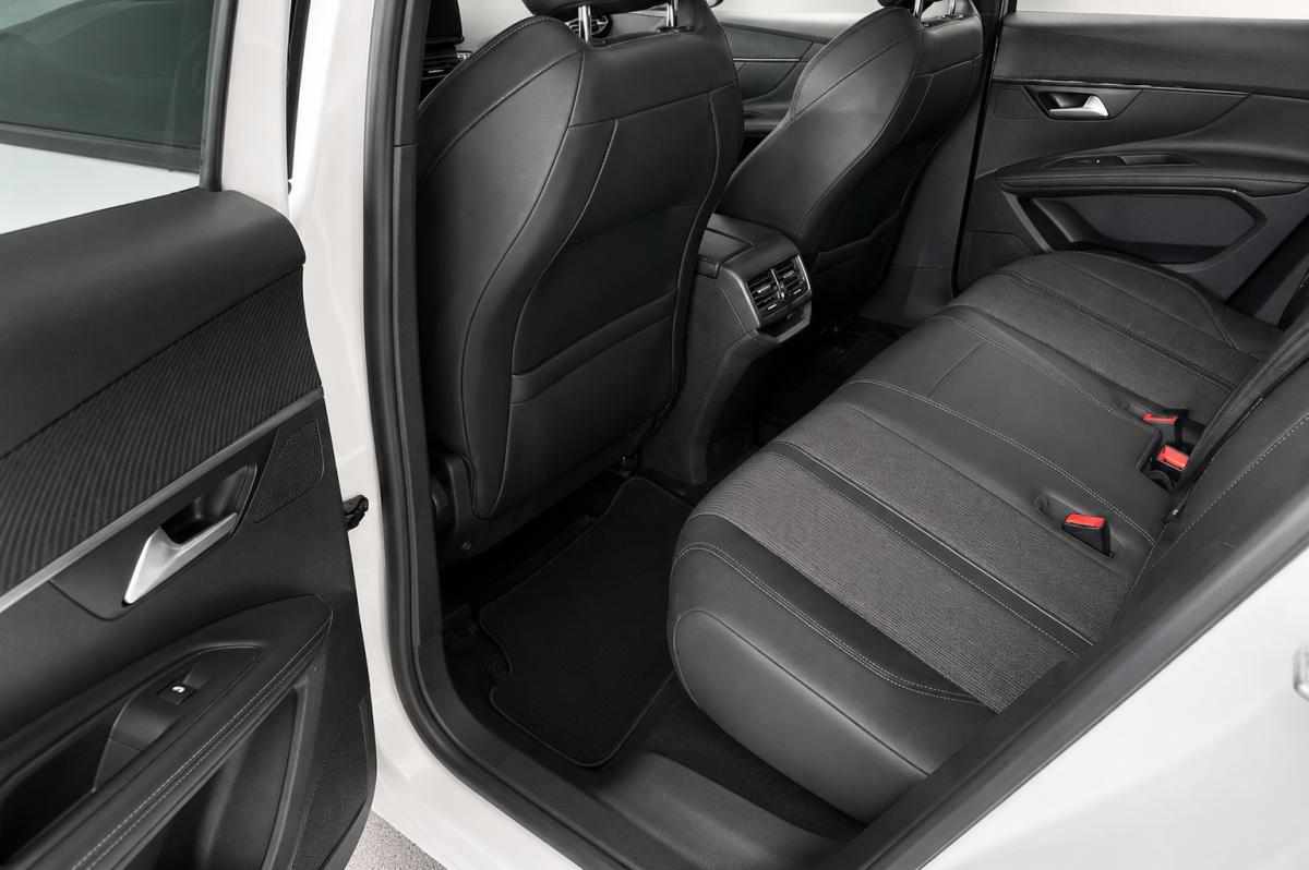 peugeot-3008-1-6-hybrid-11-8-kwh-2021-gasolina-1598cc