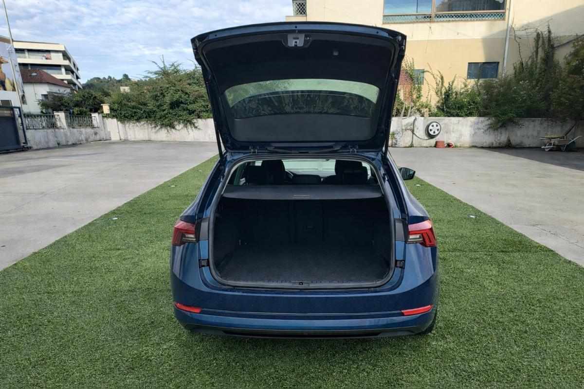 skoda-octavia-iv-2022-gasolina-1395cc