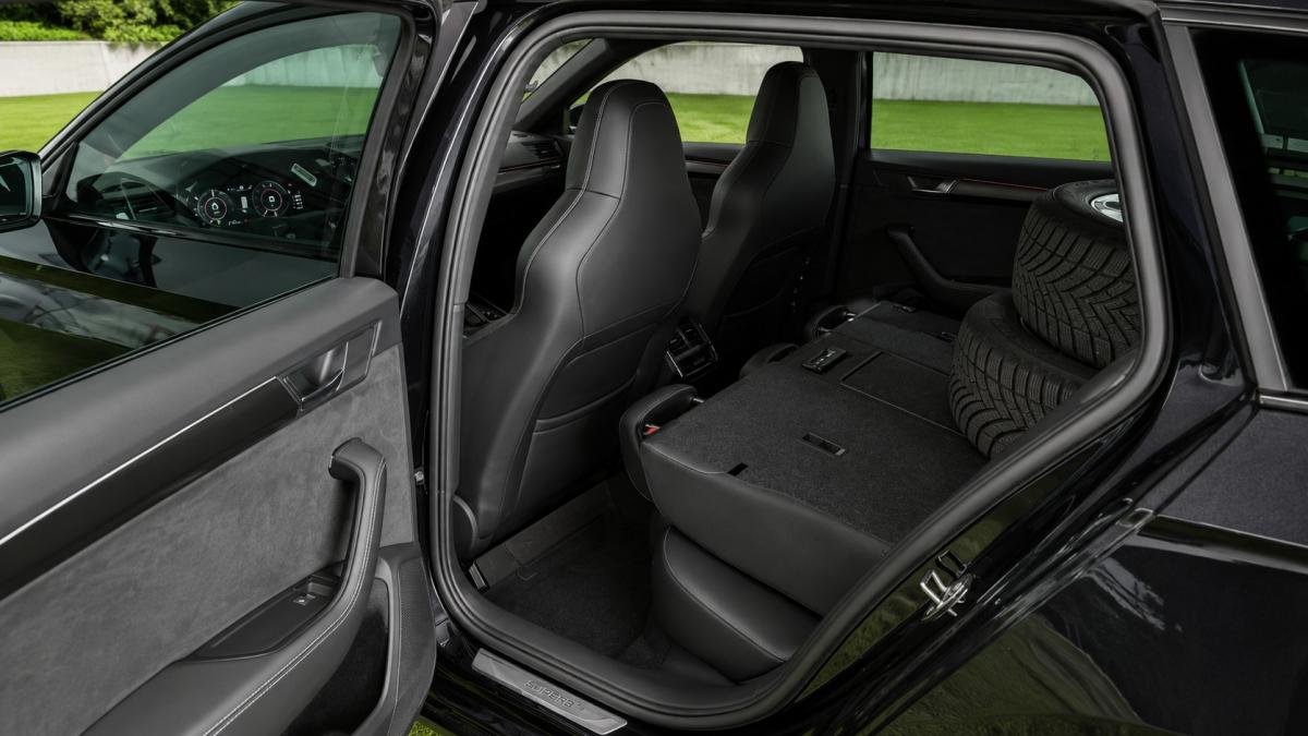 skoda-superb-2021-hibrido-a-gasolina-1395cc