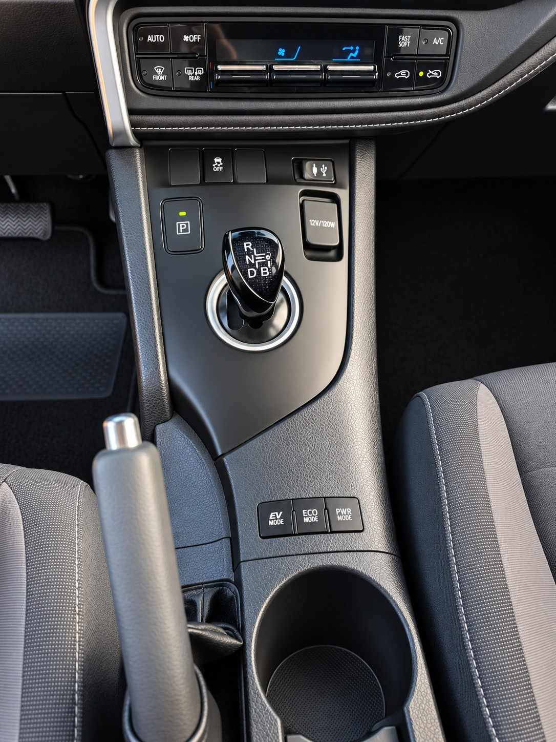 toyota-auris-2016-hibrido-a-gasolina-1798cc