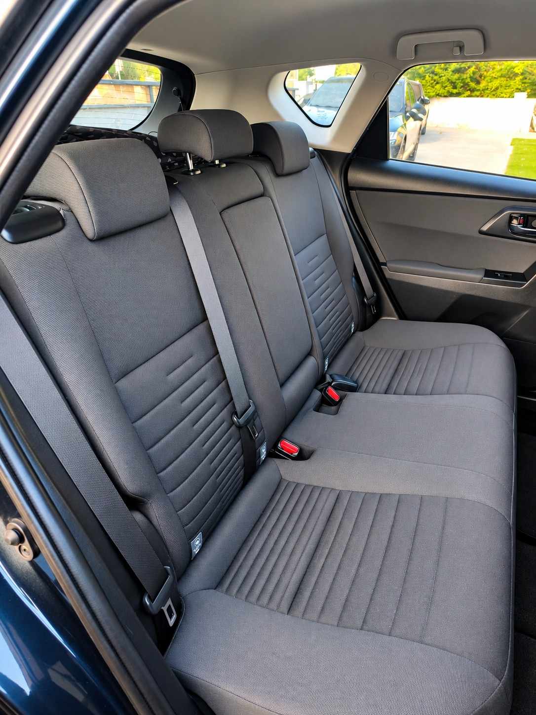 toyota-auris-2016-hibrido-a-gasolina-1798cc