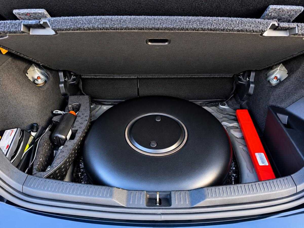 toyota-auris-2016-hibrido-a-gasolina-1798cc