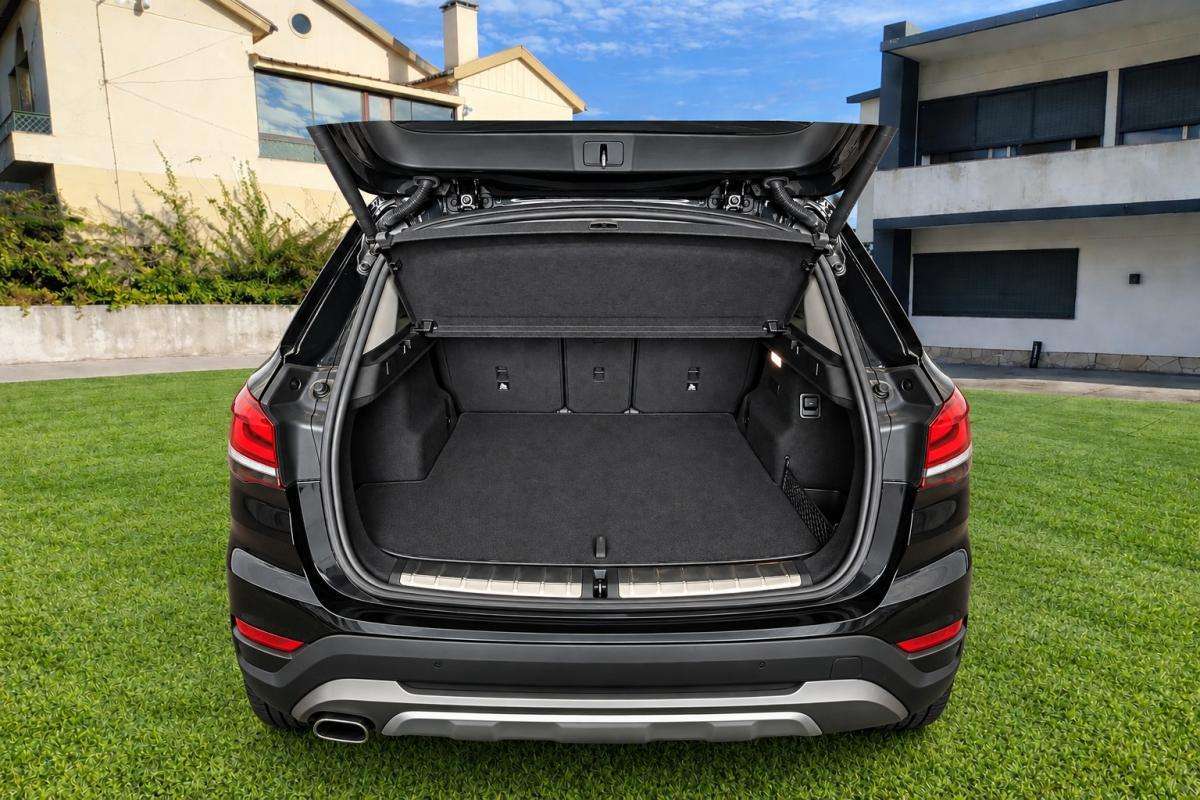 bmw-x1-2021-hibrido-a-gasolina-1499cc
