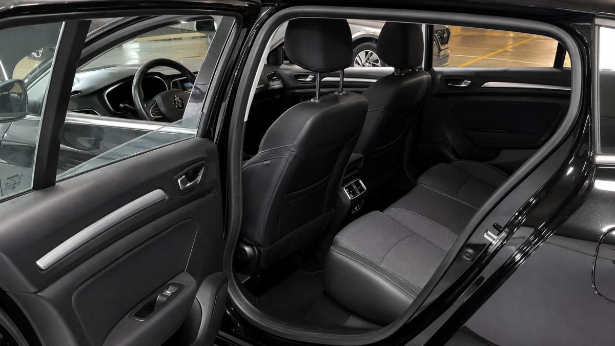 renault-megane-sport-tourer-2022-hibrido-a-gasolina-1598cc