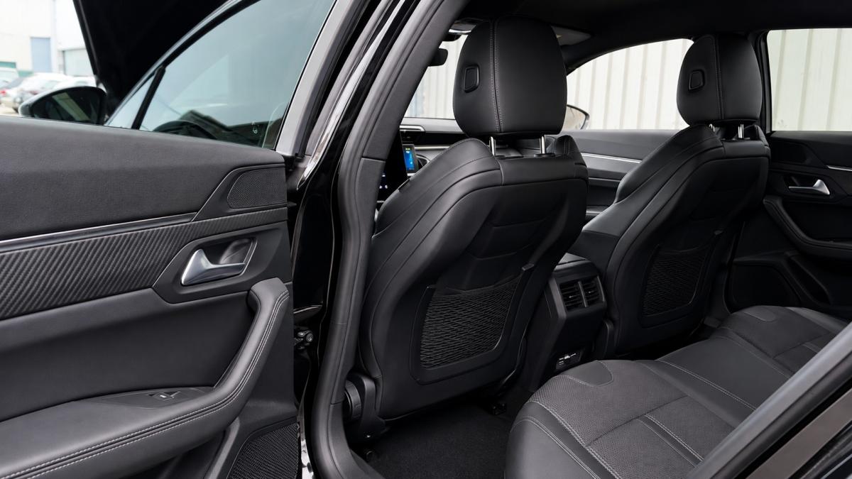 peugeot-508-2023-hibrido-a-gasolina-1598cc