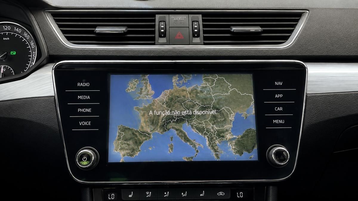 skoda-superb-2021-hibrido-a-gasolina-1498cc