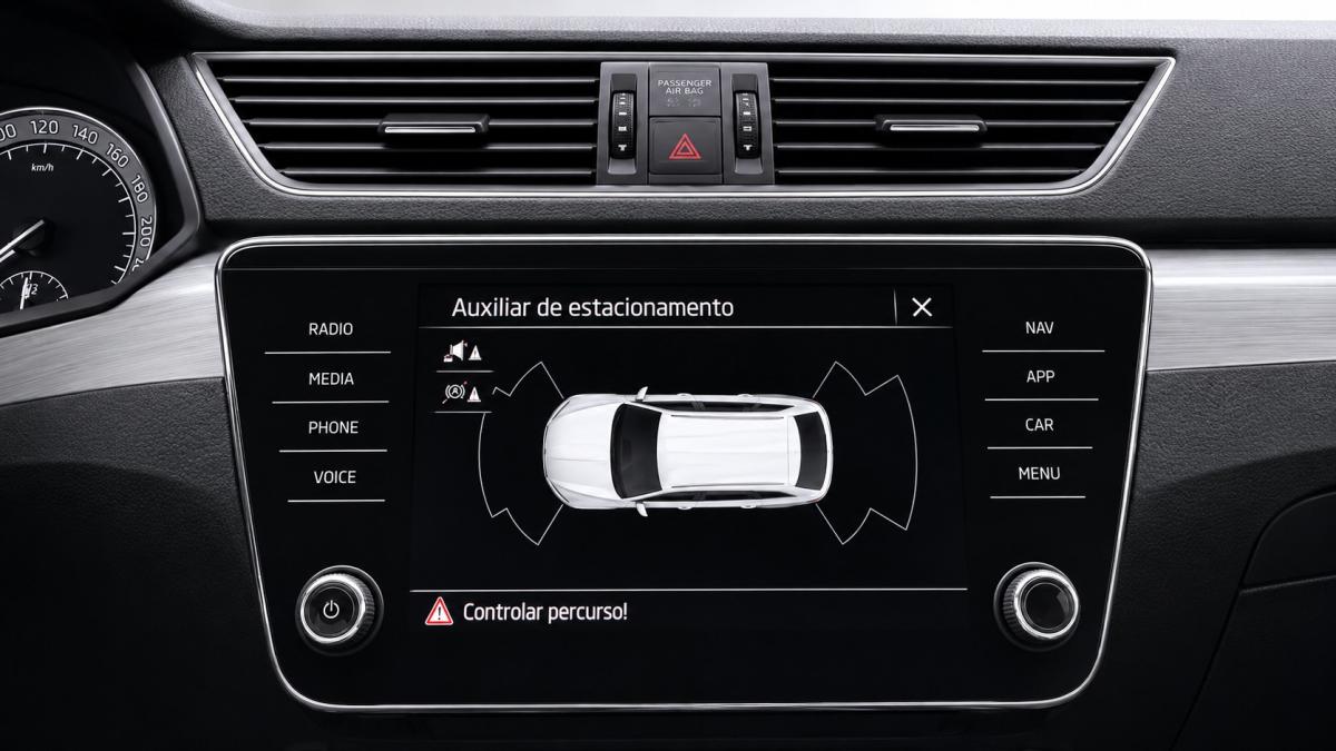 skoda-superb-2021-hibrido-a-gasolina-1498cc