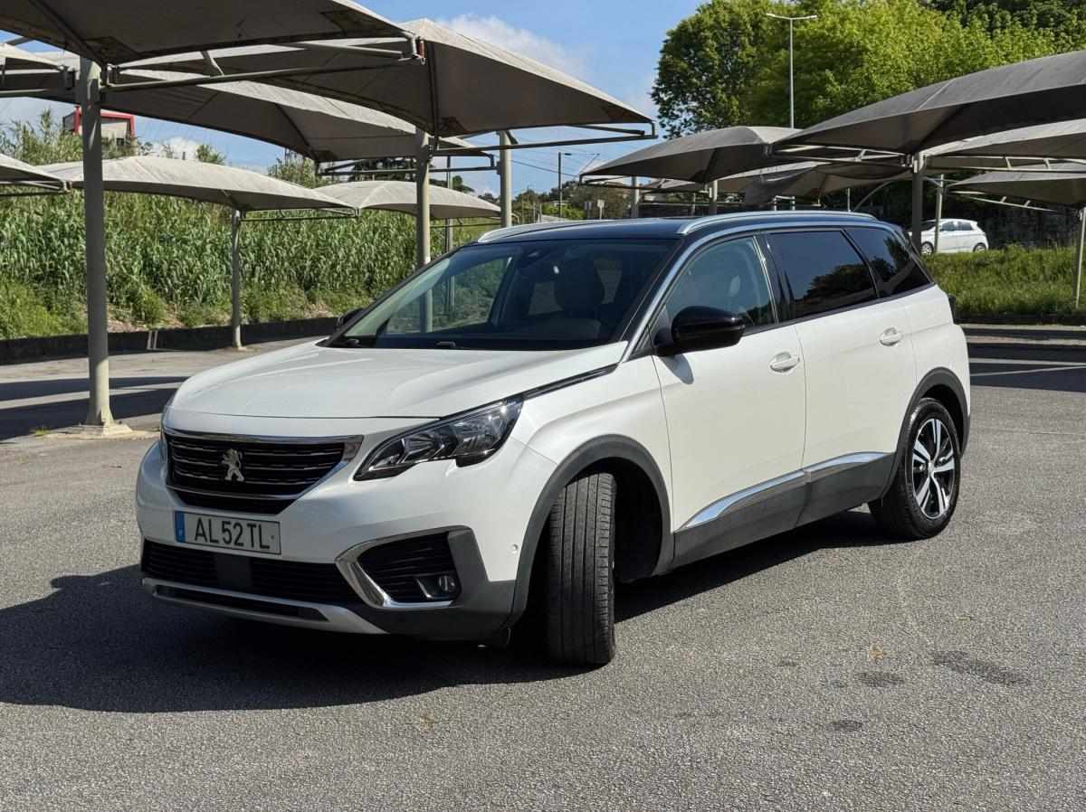 peugeot-5008-2018-diesel-1500cc