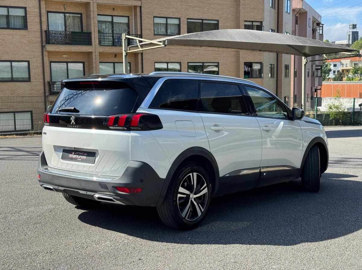 peugeot-5008-2018-diesel-1500cc