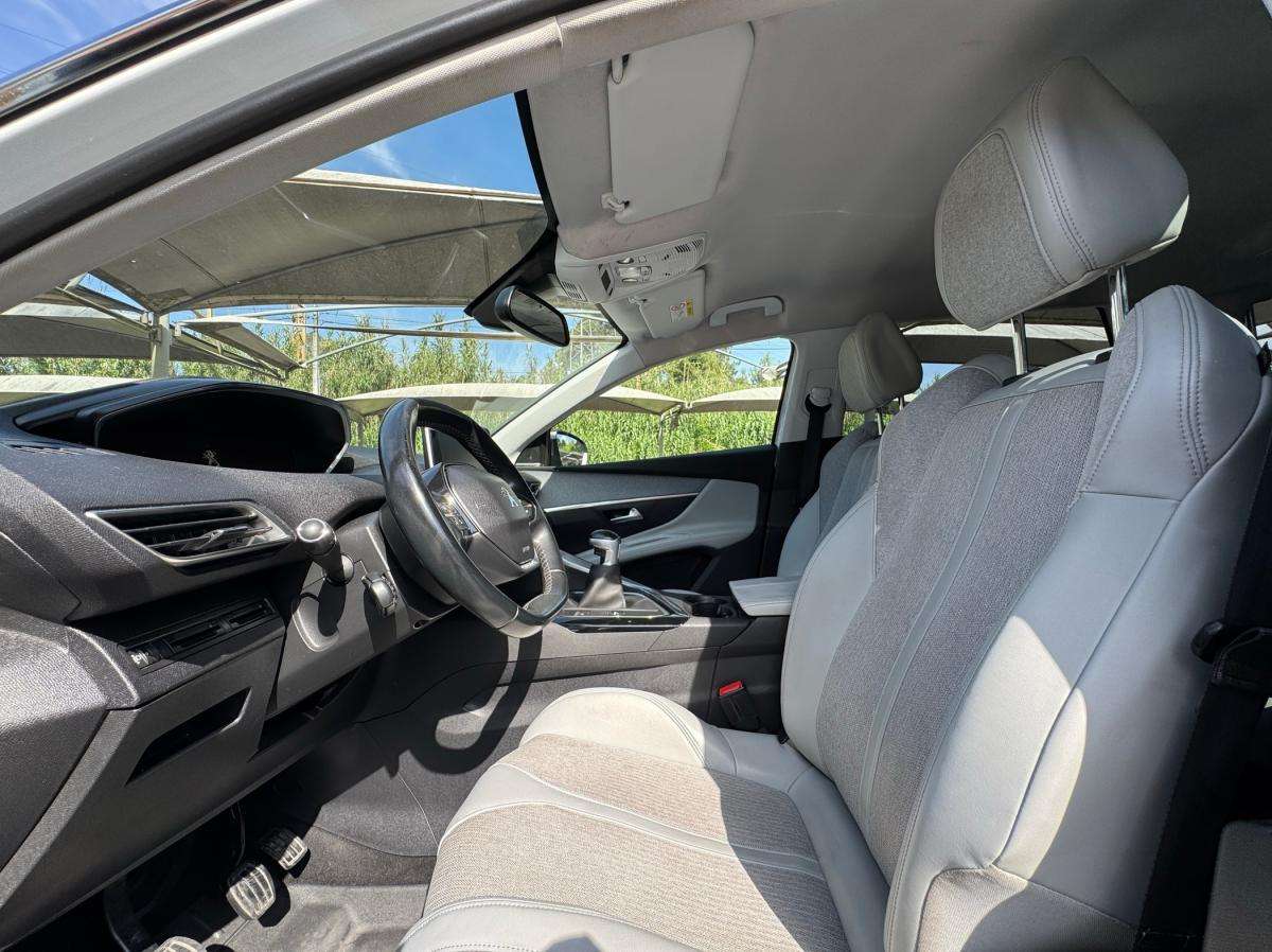 peugeot-5008-2018-diesel-1500cc